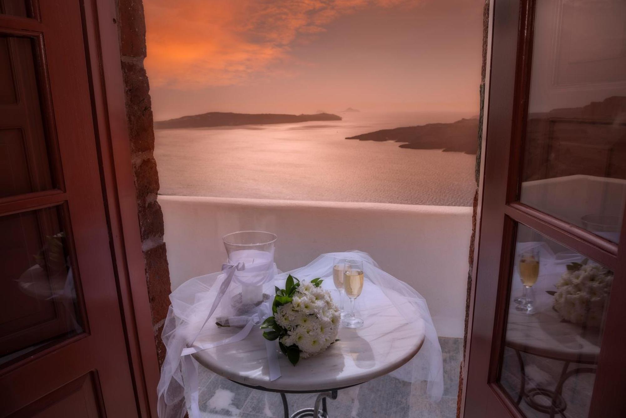 Aigialos Luxury Traditional Settlement Fira  Bagian luar foto