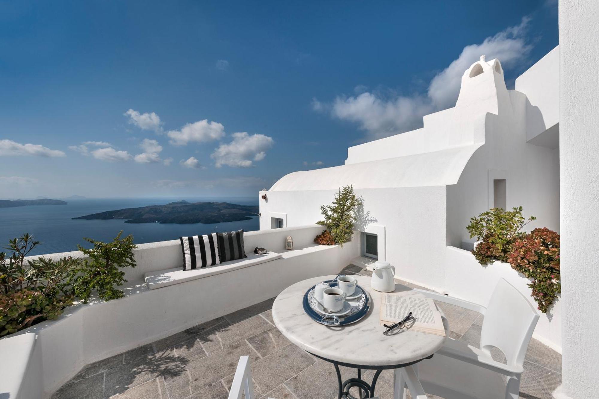 Aigialos Luxury Traditional Settlement Fira  Bagian luar foto