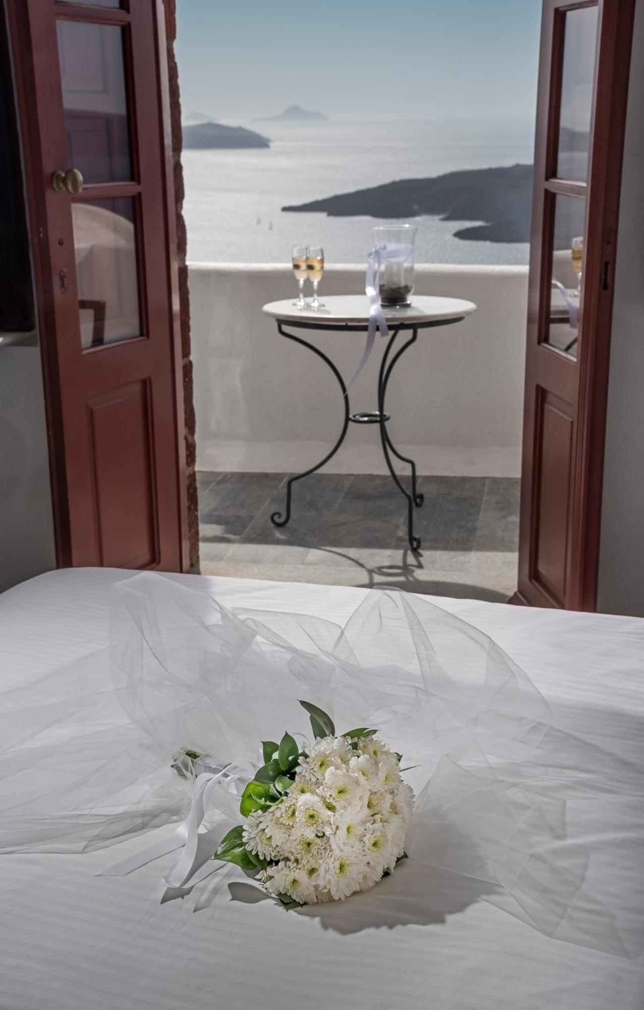 Aigialos Luxury Traditional Settlement Fira  Bagian luar foto