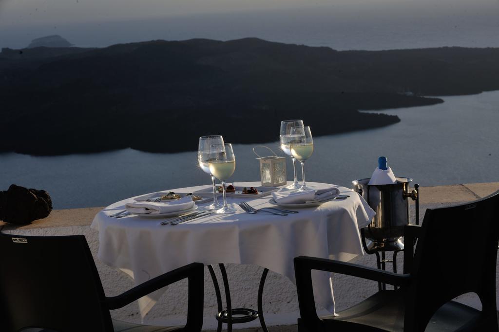 Aigialos Luxury Traditional Settlement Fira  Bagian luar foto