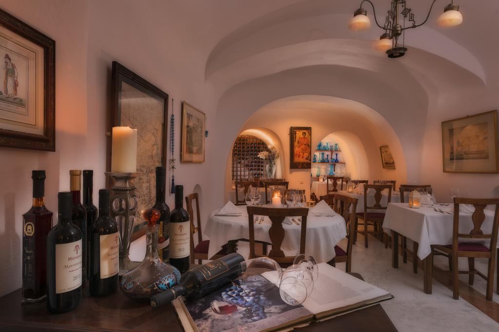 Aigialos Luxury Traditional Settlement Fira  Bagian luar foto