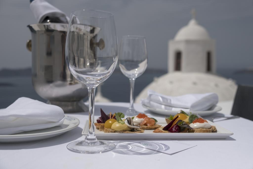 Aigialos Luxury Traditional Settlement Fira  Bagian luar foto